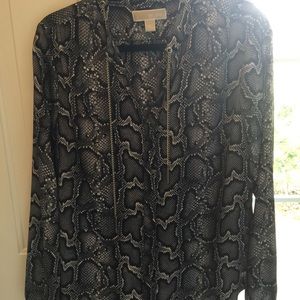 NWOT!! MICHAEL Michael Kors, XL, Silky Top Blouse